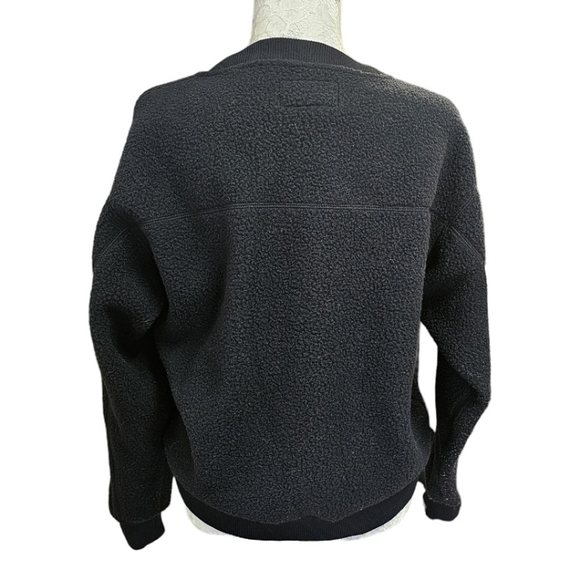 Everlane Womens The ReNew Black Fleece Raglan Sweatshirt Crew Neck Cozy Small - Picture 3 of 12